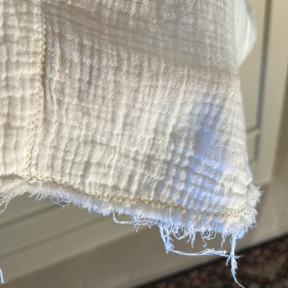 WE THE FREE fabulous boho tunic shirt EUC in Size XL Ivory gauze-y button down - Picture 5 of 13